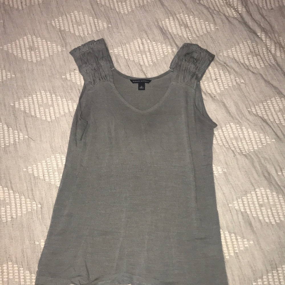 Gray Banana Republic tank top